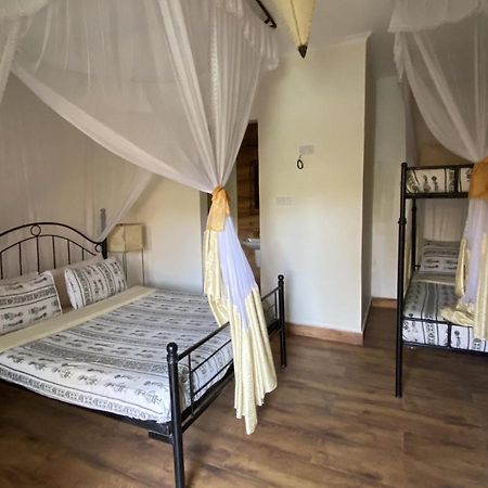 Ahadi Lodge ארושה מראה חיצוני תמונה