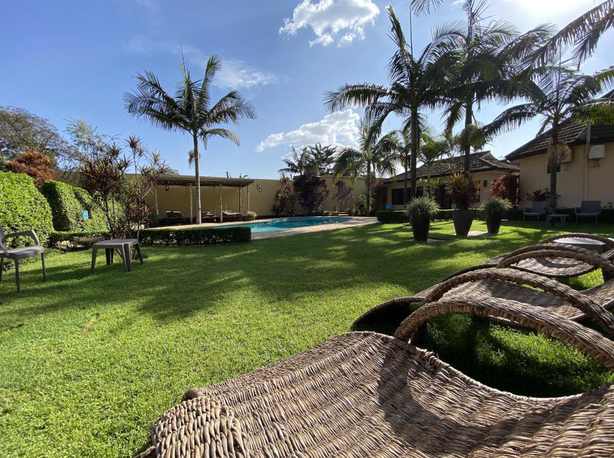 Ahadi Lodge ארושה מראה חיצוני תמונה