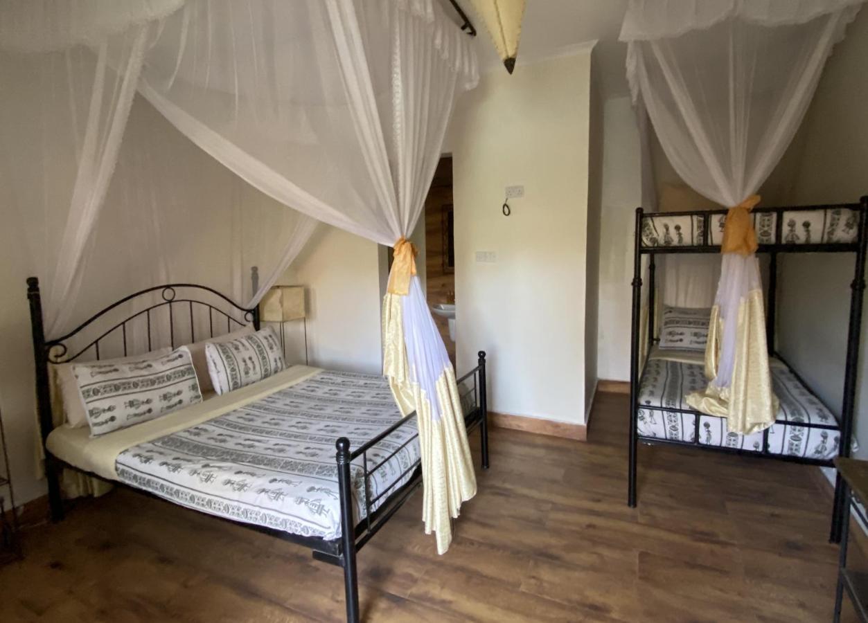 Ahadi Lodge ארושה מראה חיצוני תמונה
